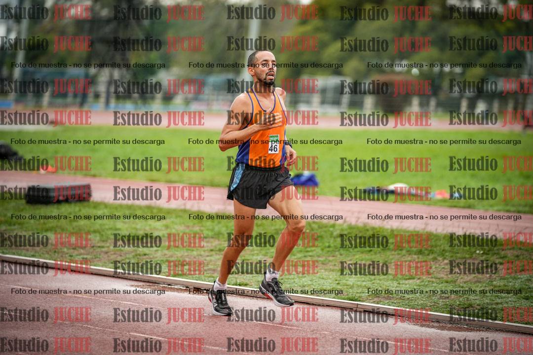 Fotos de los 5000 m de varones - serie 1