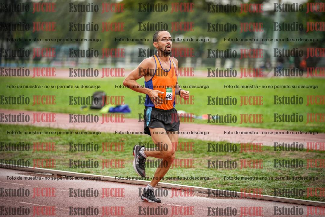Fotos de los 5000 m de varones - serie 1