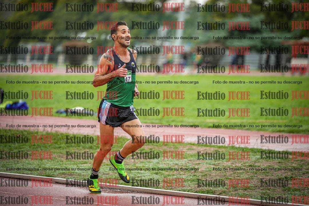 Fotos de los 5000 m de varones - serie 1