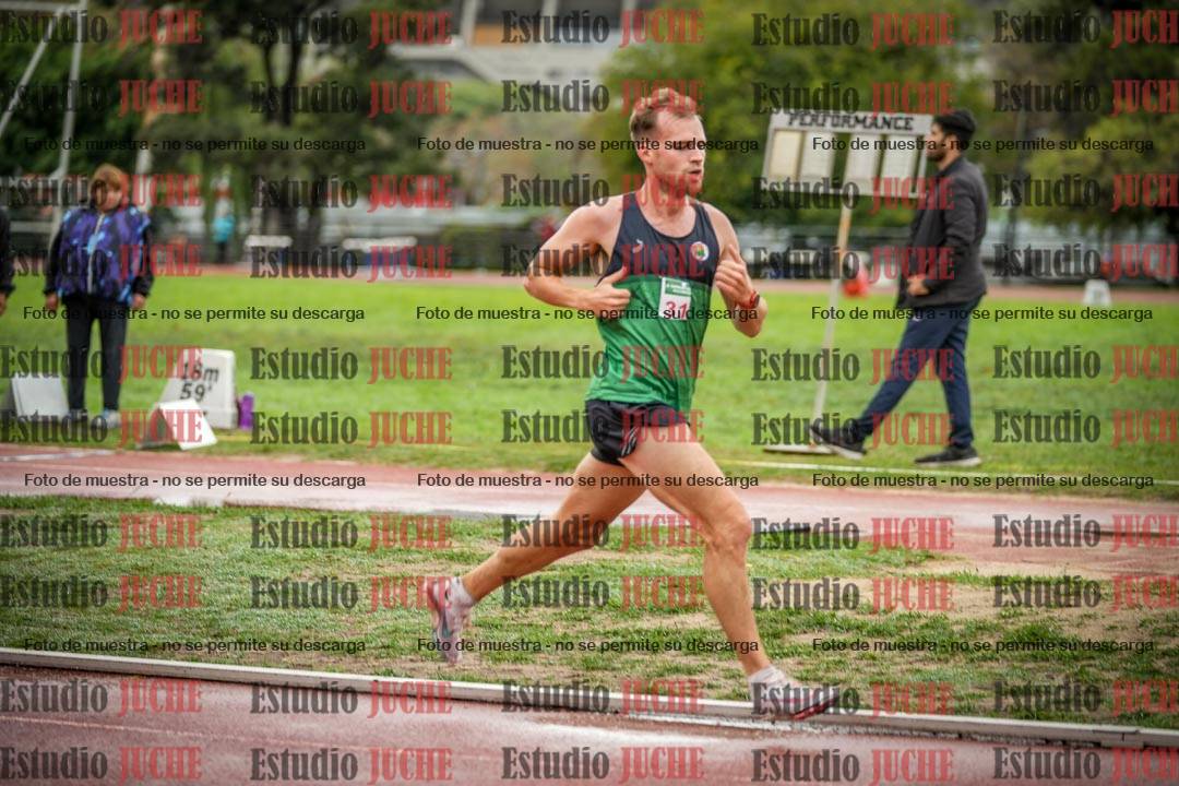 Fotos de los 5000 m de varones - serie 1