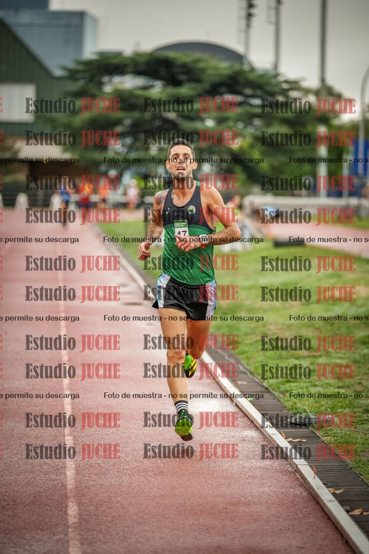 Fotos de los 5000 m de varones - serie 1