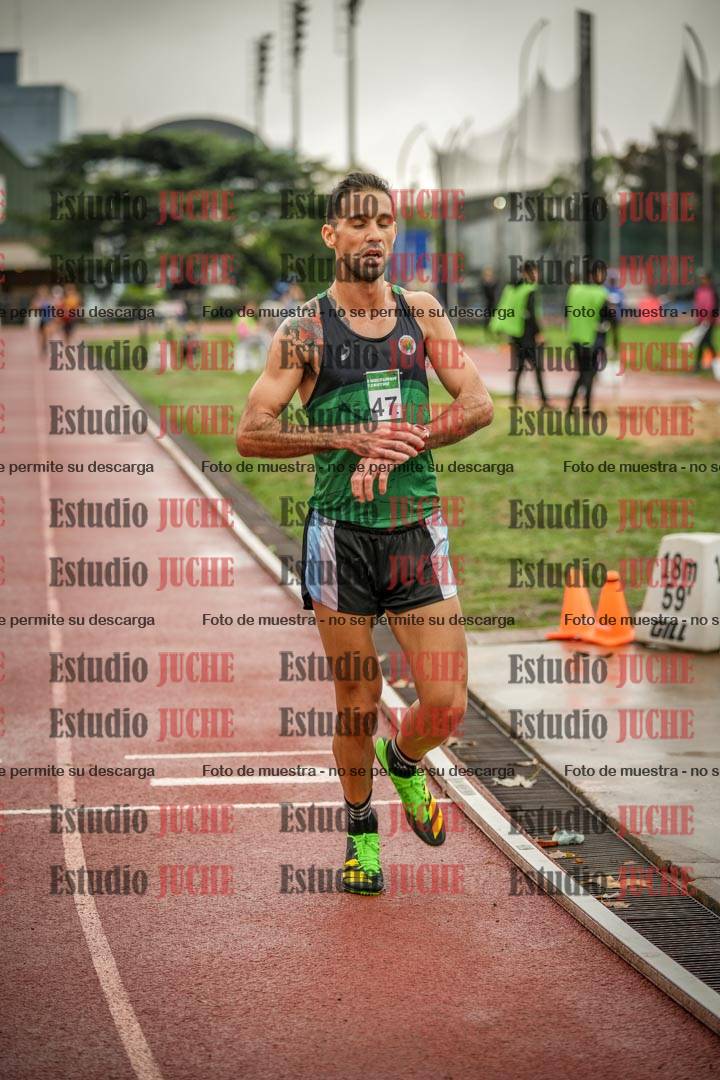 Fotos de los 5000 m de varones - serie 1