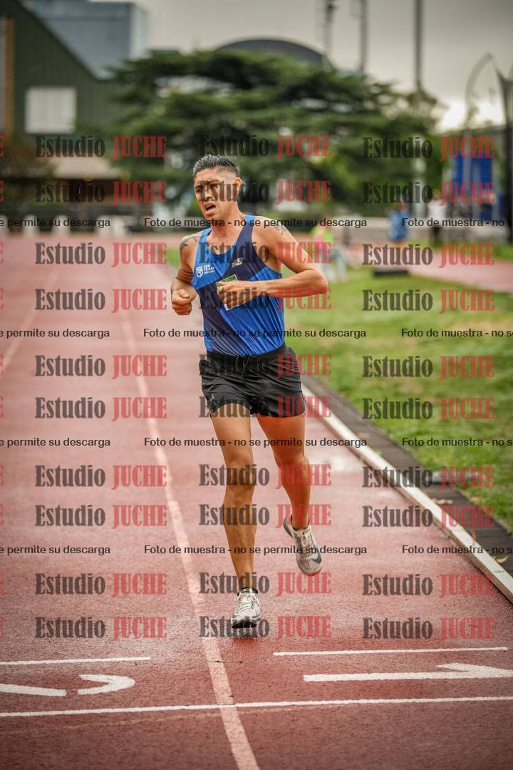 Fotos de los 5000 m de varones - serie 1