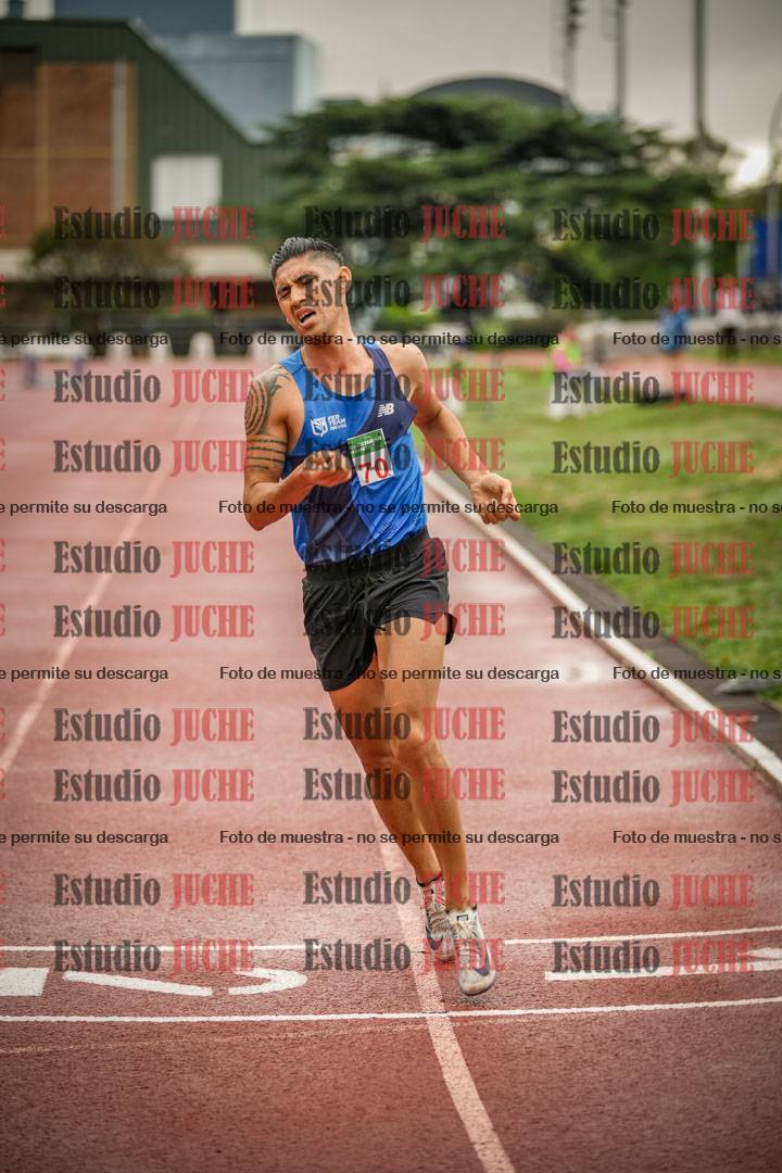 Fotos de los 5000 m de varones - serie 1