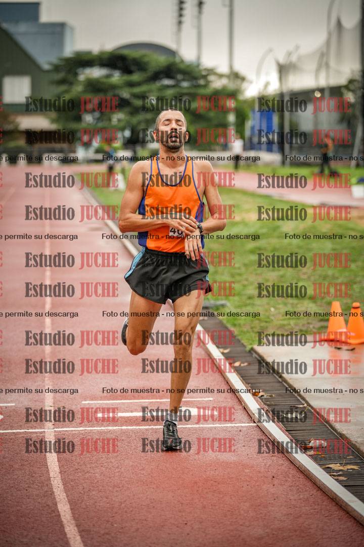 Fotos de los 5000 m de varones - serie 1