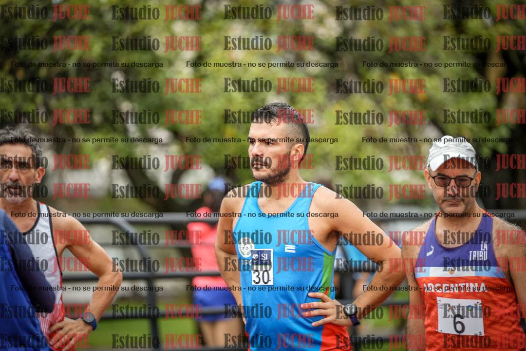 Fotos de los 5000 m de varones - serie 2
