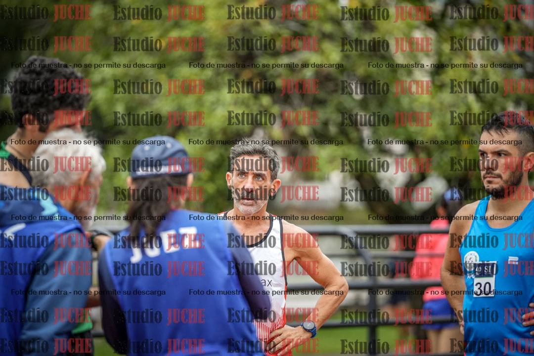 Fotos de los 5000 m de varones - serie 2