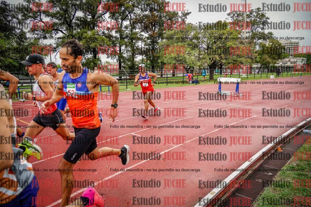 Fotos de los 5000 m de varones - serie 2