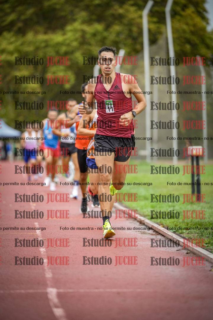 Fotos de los 5000 m de varones - serie 2