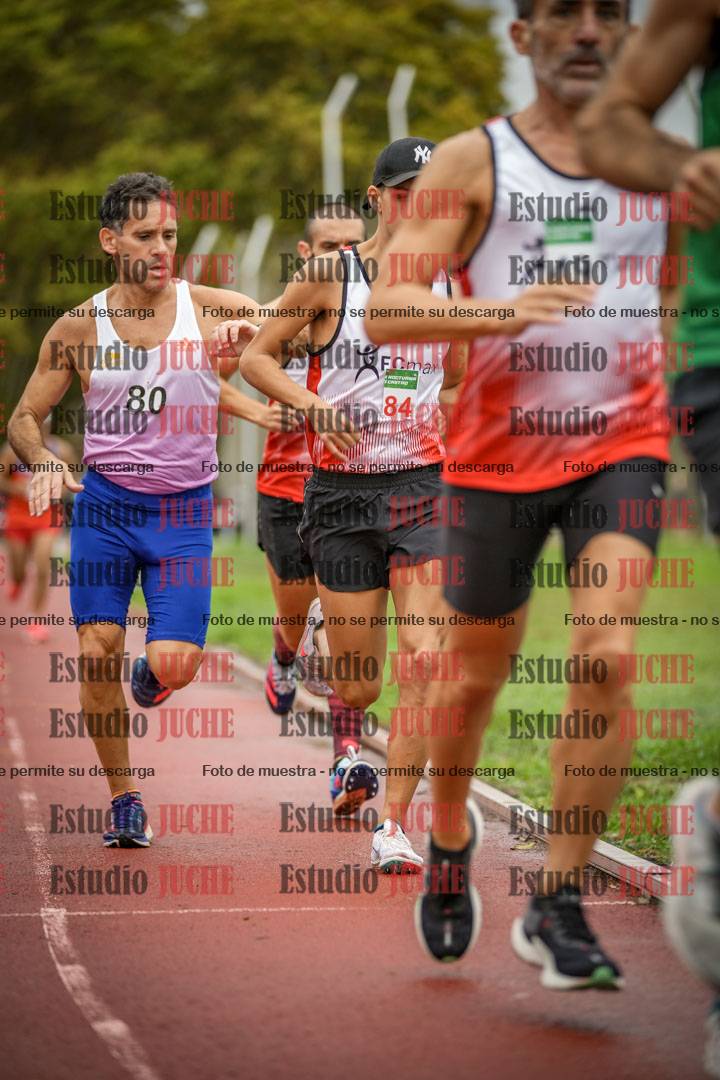 Fotos de los 5000 m de varones - serie 2