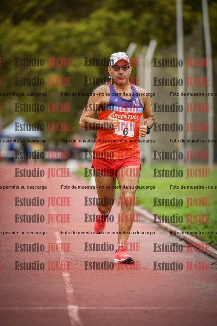 Fotos de los 5000 m de varones - serie 2