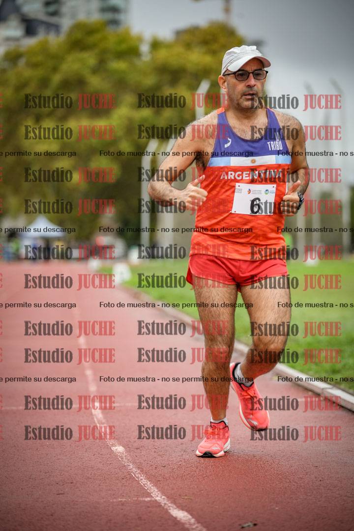 Fotos de los 5000 m de varones - serie 2
