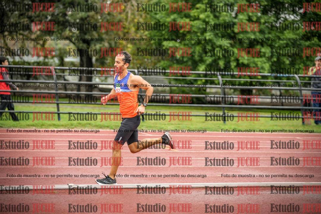 Fotos de los 5000 m de varones - serie 2