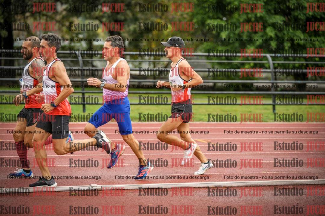 Fotos de los 5000 m de varones - serie 2