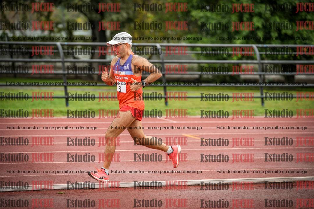 Fotos de los 5000 m de varones - serie 2