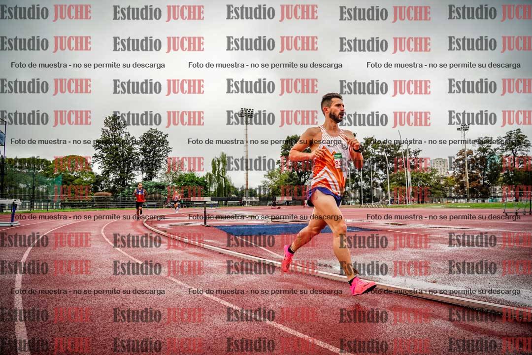 Fotos de los 5000 m de varones - serie 2