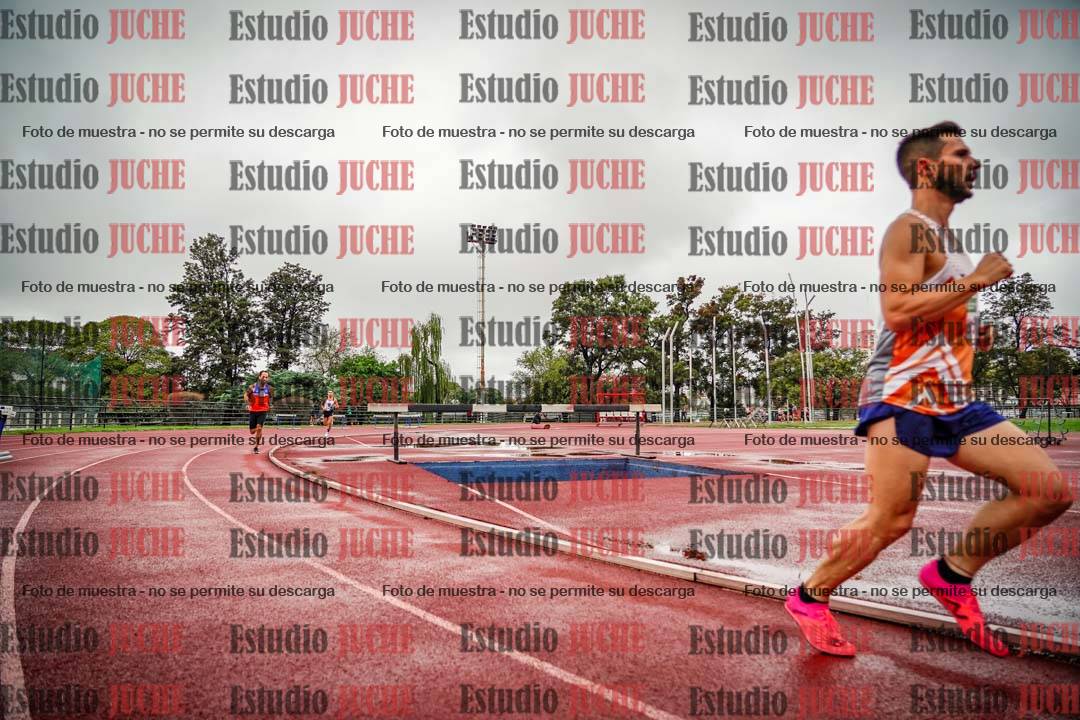 Fotos de los 5000 m de varones - serie 2