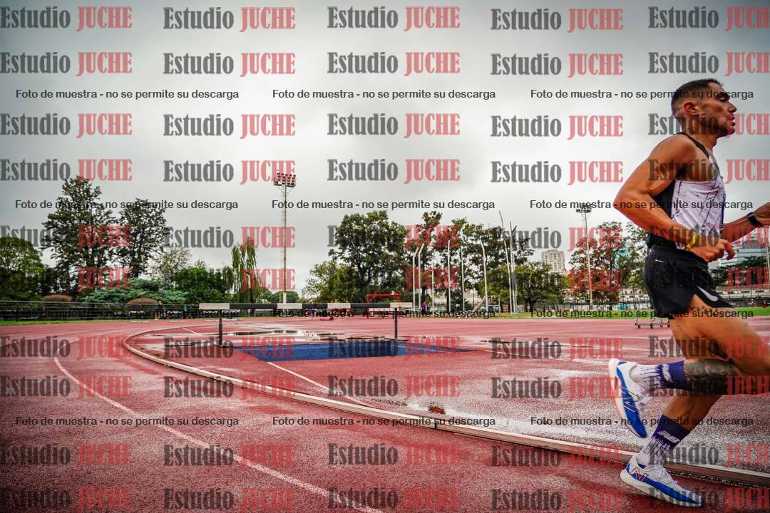 Fotos de los 5000 m de varones - serie 2