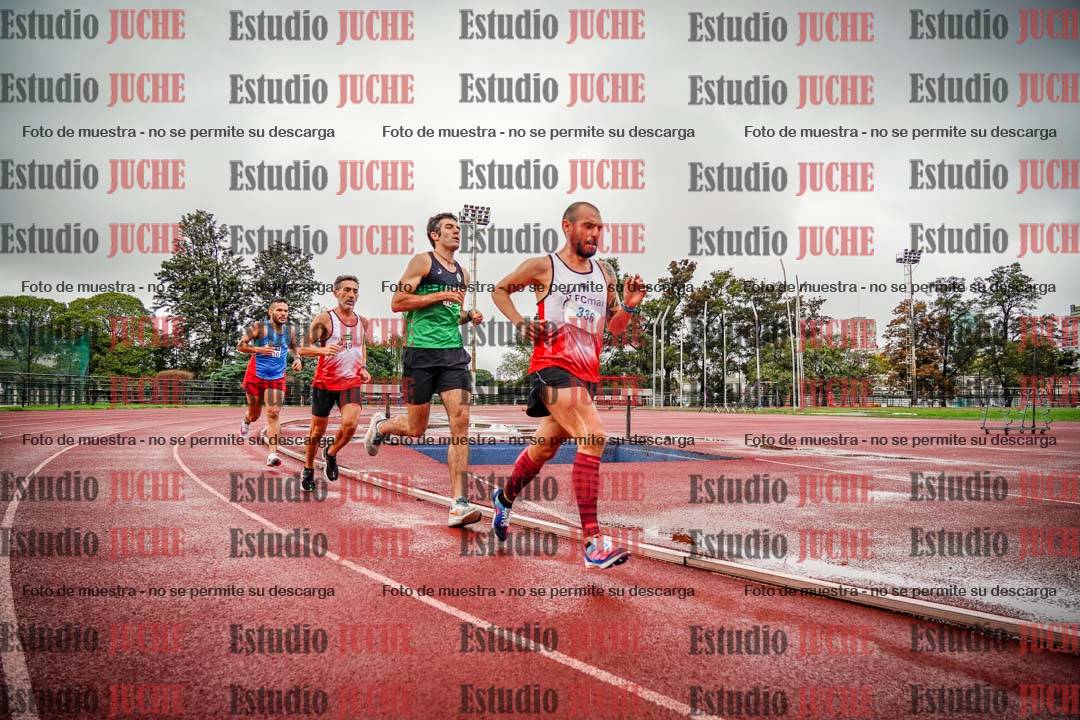 Fotos de los 5000 m de varones - serie 2
