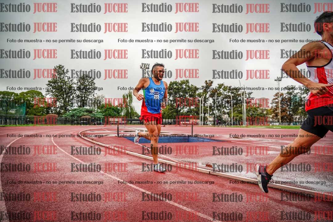 Fotos de los 5000 m de varones - serie 2