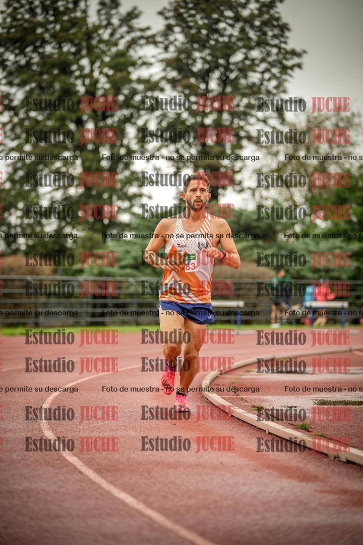 Fotos de los 5000 m de varones - serie 2