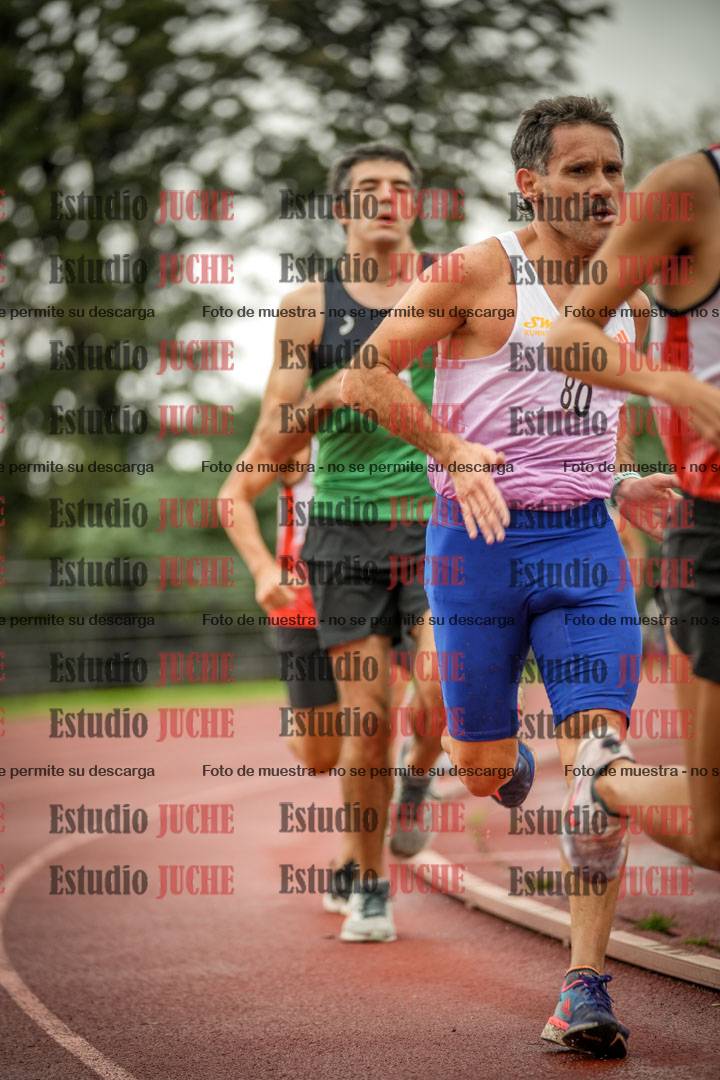 Fotos de los 5000 m de varones - serie 2