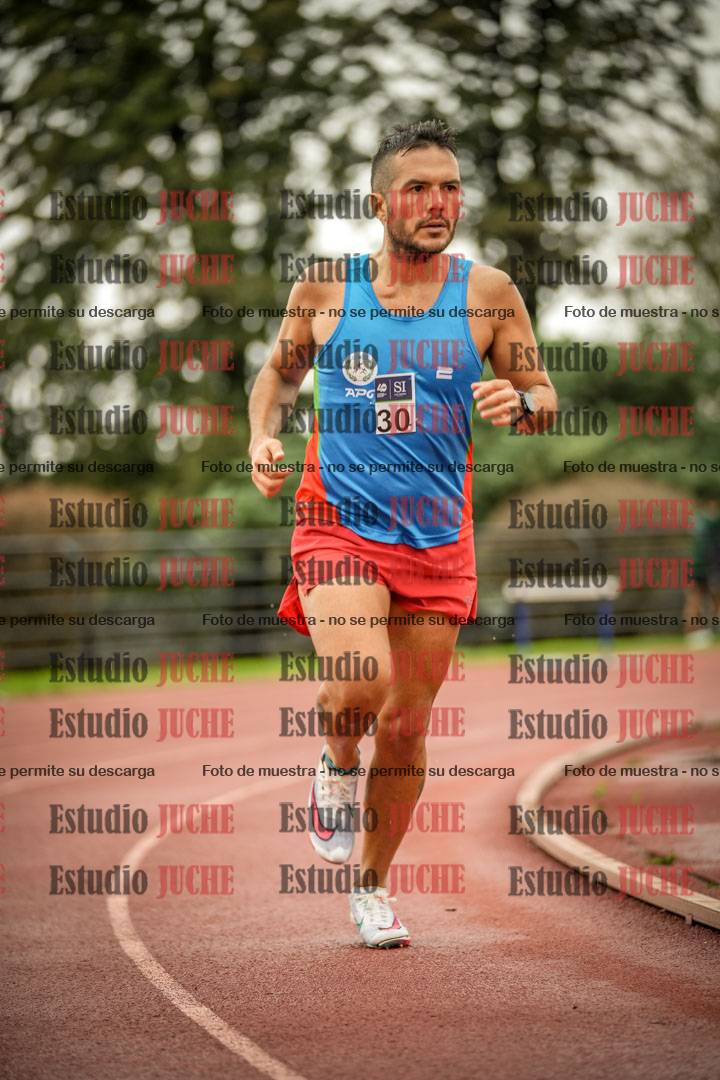 Fotos de los 5000 m de varones - serie 2