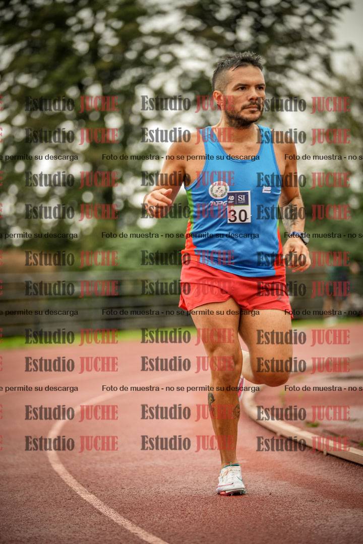 Fotos de los 5000 m de varones - serie 2