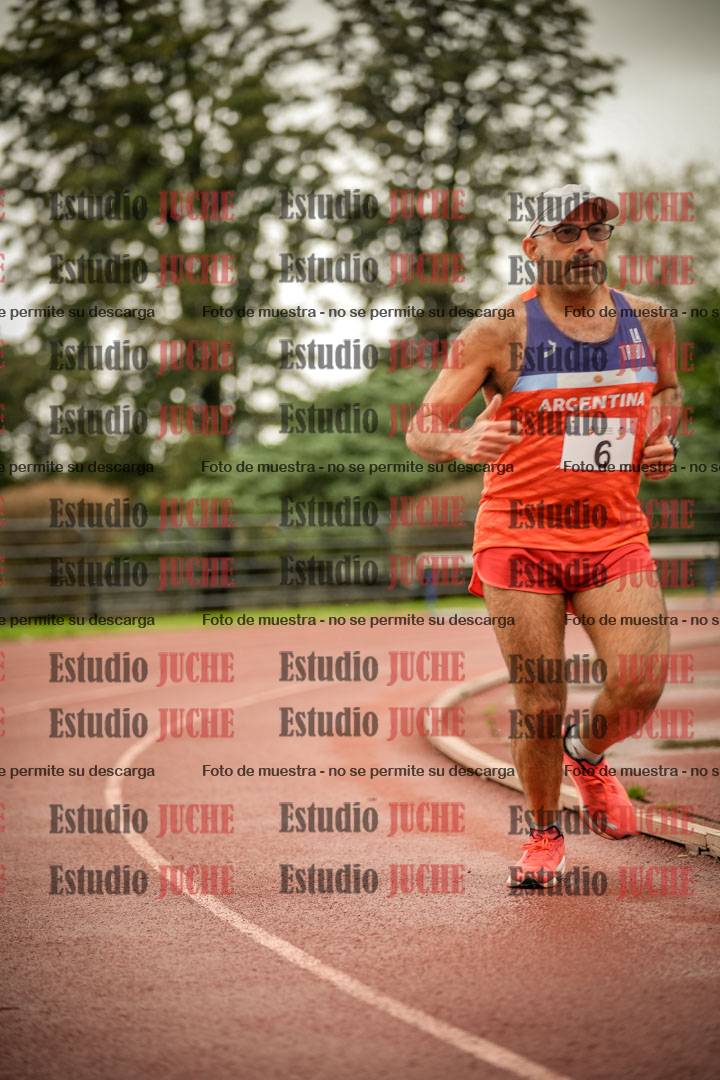 Fotos de los 5000 m de varones - serie 2