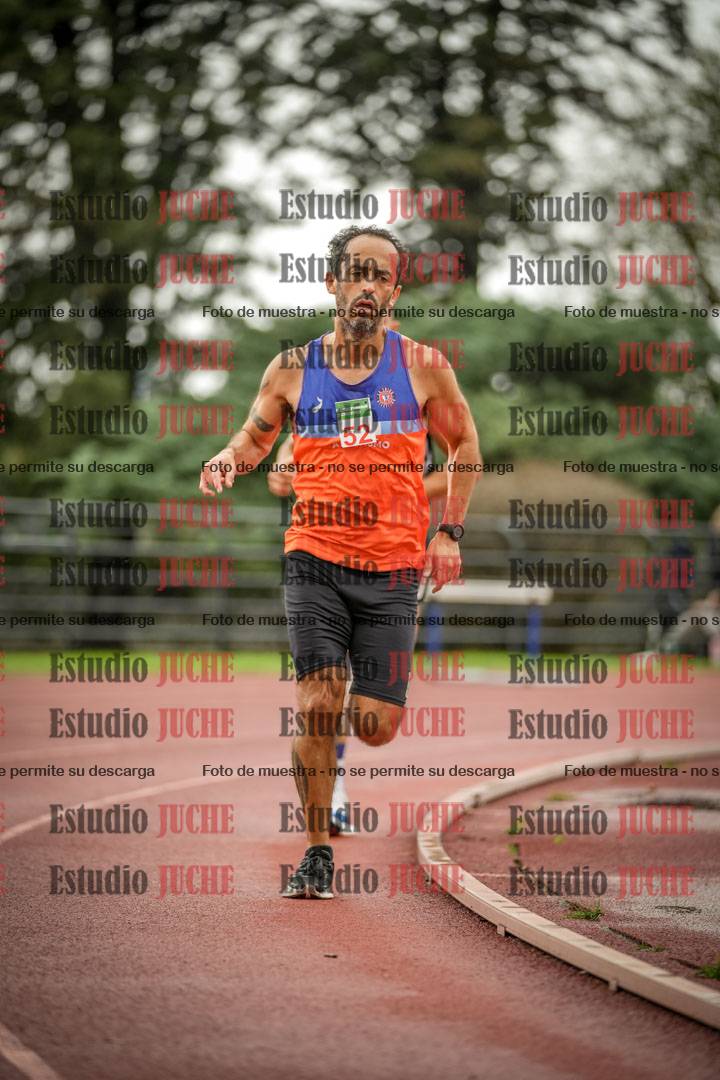 Fotos de los 5000 m de varones - serie 2