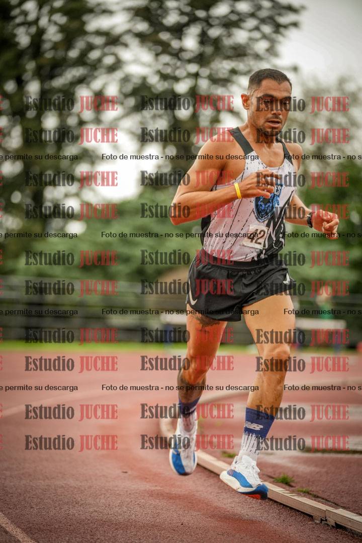 Fotos de los 5000 m de varones - serie 2