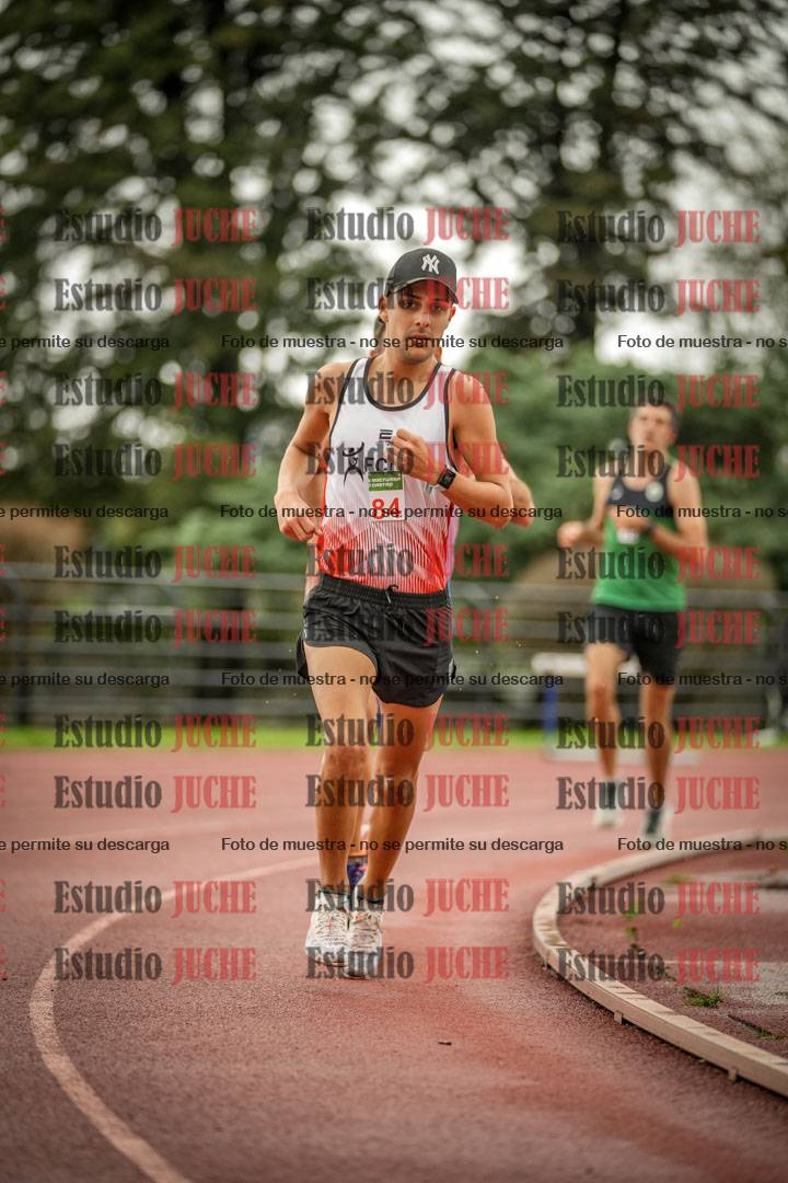 Fotos de los 5000 m de varones - serie 2