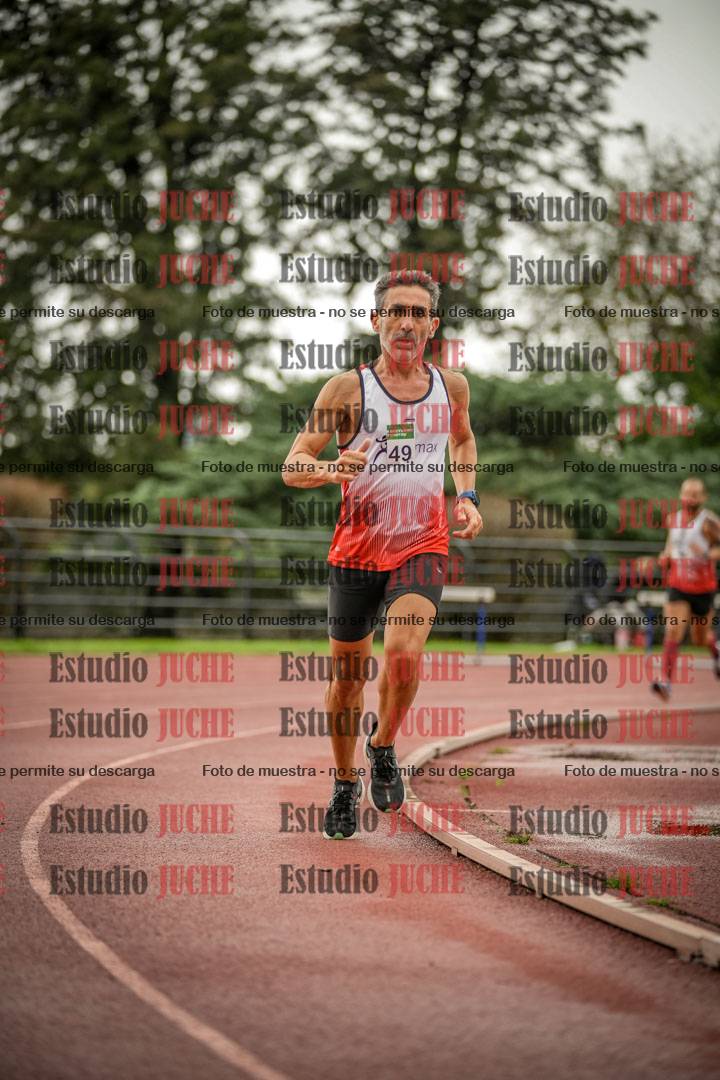 Fotos de los 5000 m de varones - serie 2
