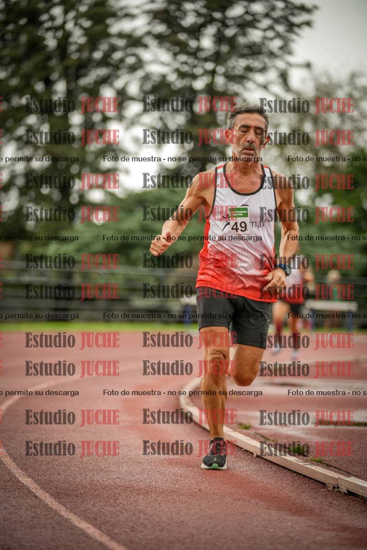 Fotos de los 5000 m de varones - serie 2