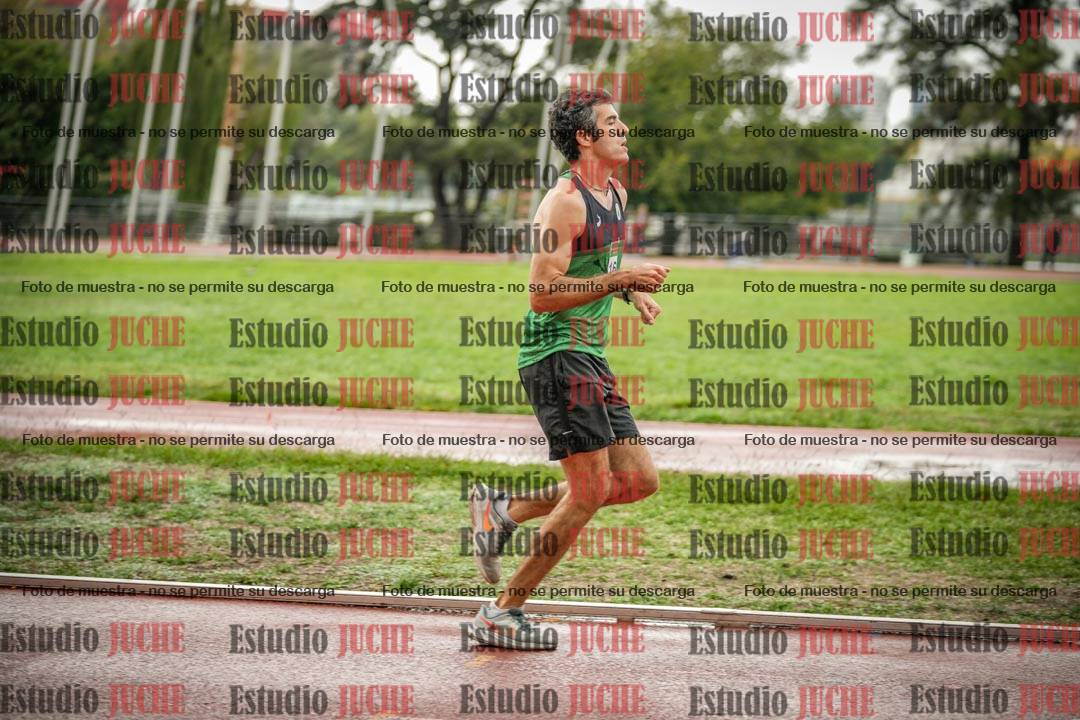 Fotos de los 5000 m de varones - serie 2