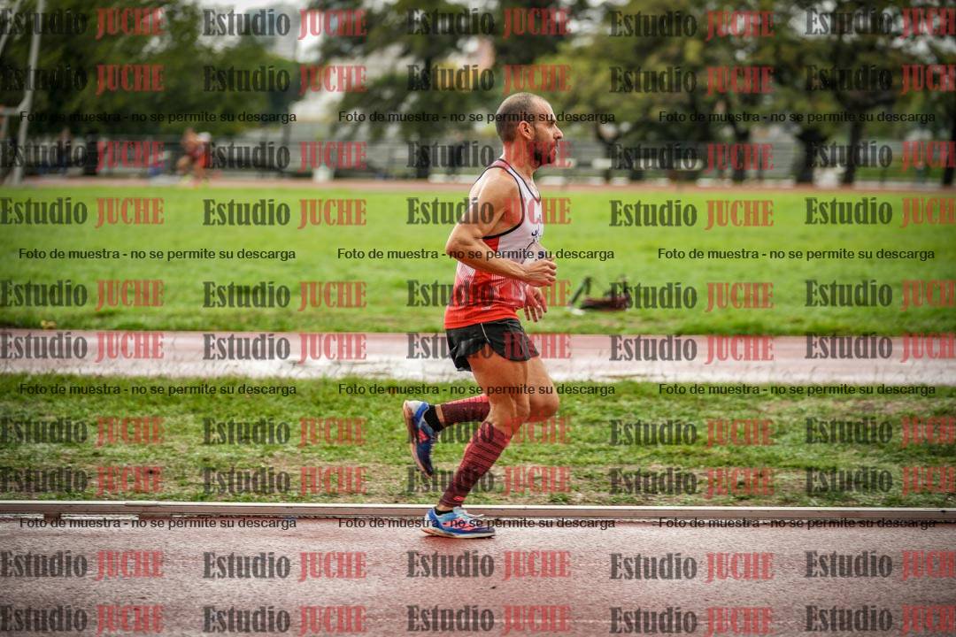 Fotos de los 5000 m de varones - serie 2