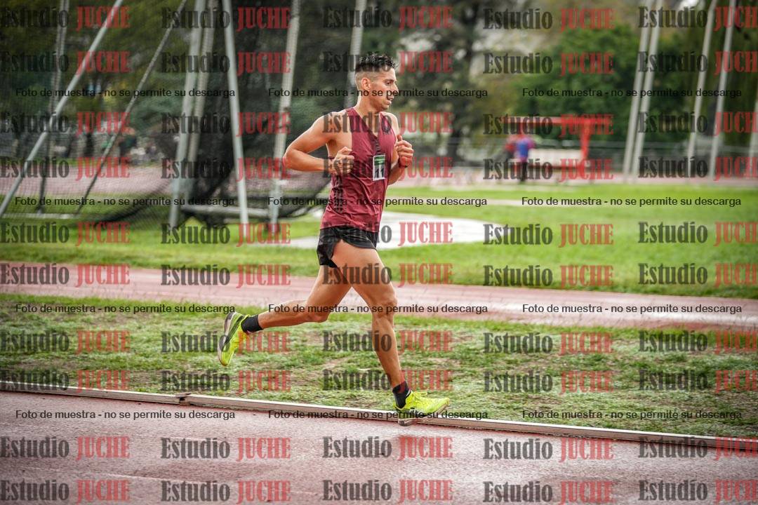 Fotos de los 5000 m de varones - serie 2