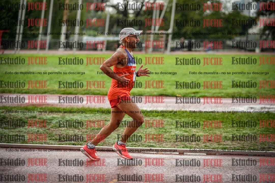 Fotos de los 5000 m de varones - serie 2