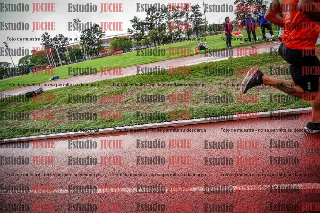 Fotos de los 5000 m de varones - serie 2