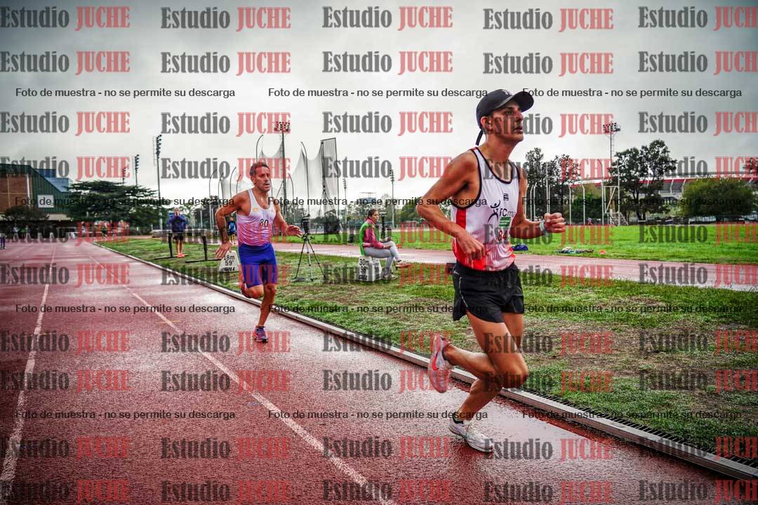 Fotos de los 5000 m de varones - serie 2