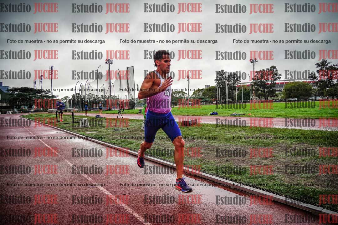 Fotos de los 5000 m de varones - serie 2