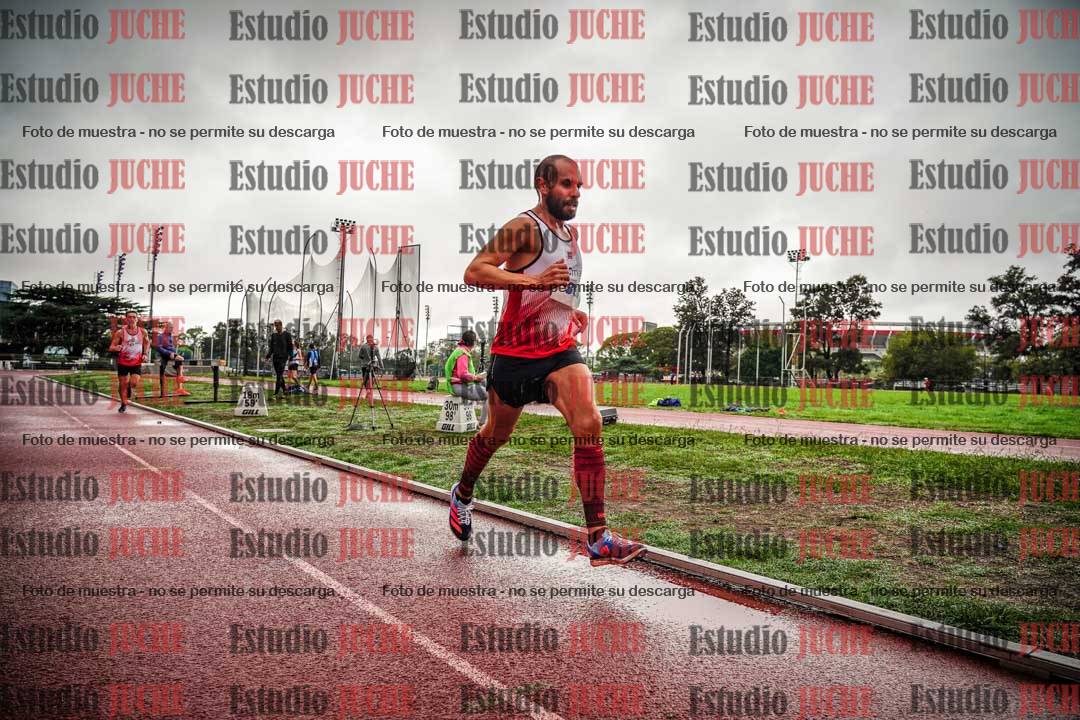 Fotos de los 5000 m de varones - serie 2