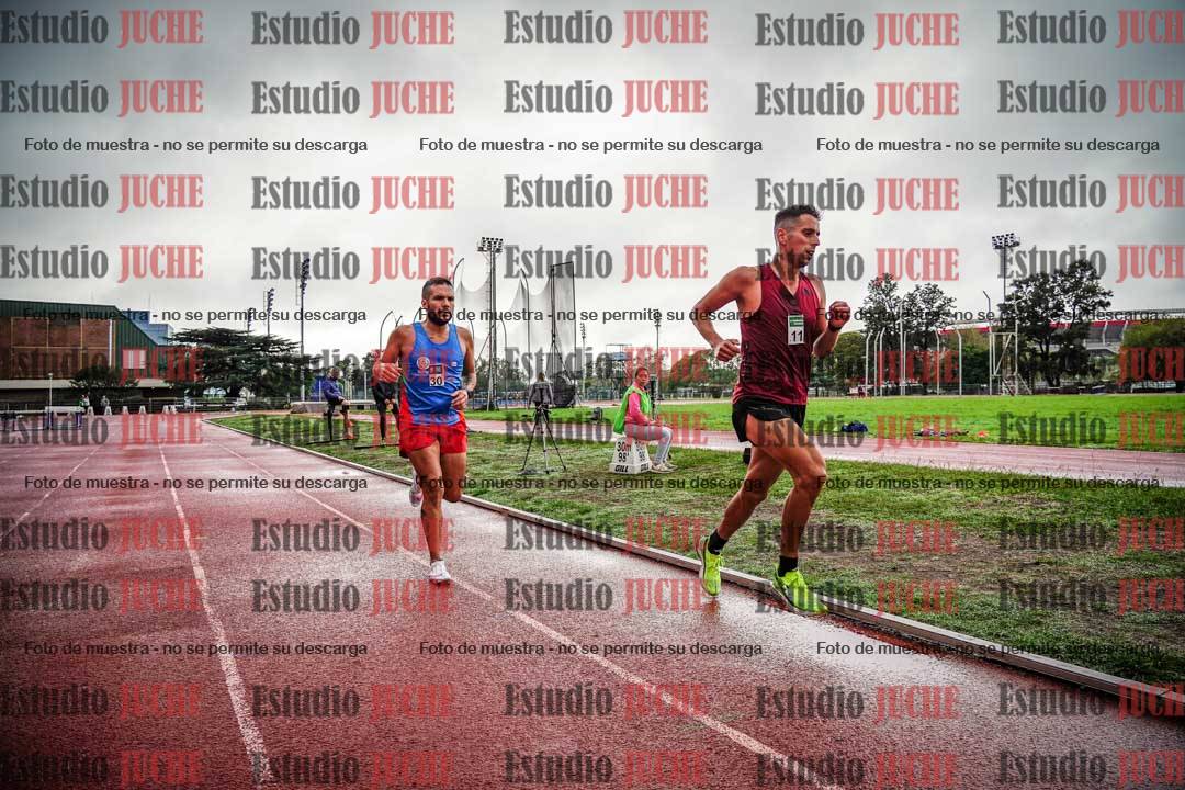 Fotos de los 5000 m de varones - serie 2
