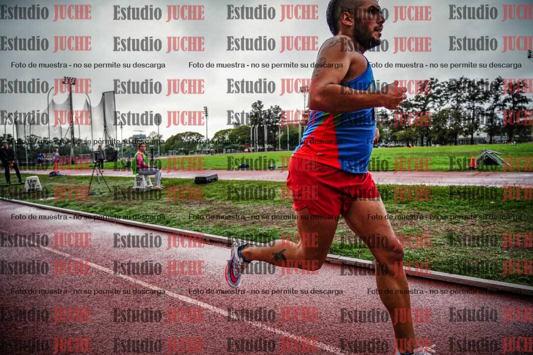 Fotos de los 5000 m de varones - serie 2