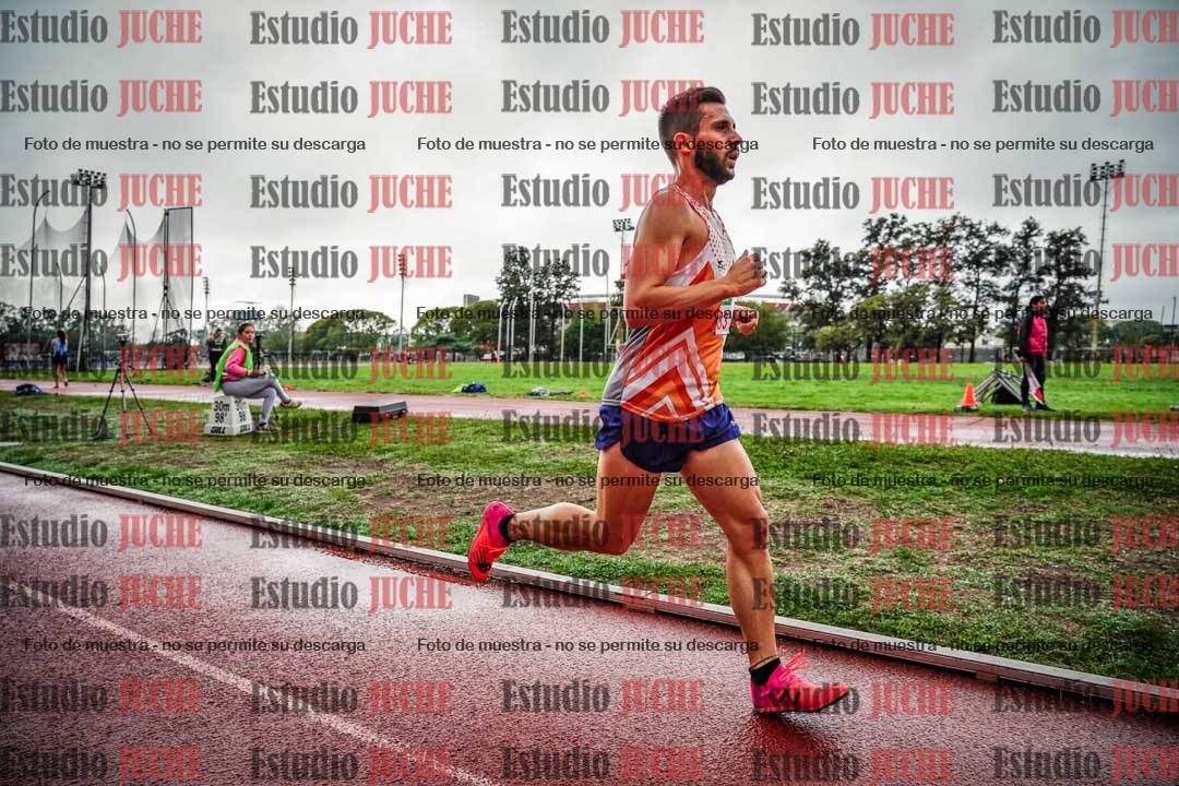 Fotos de los 5000 m de varones - serie 2