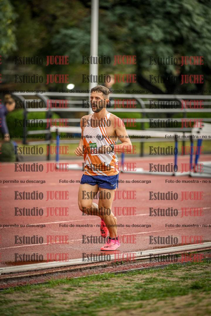 Fotos de los 5000 m de varones - serie 2