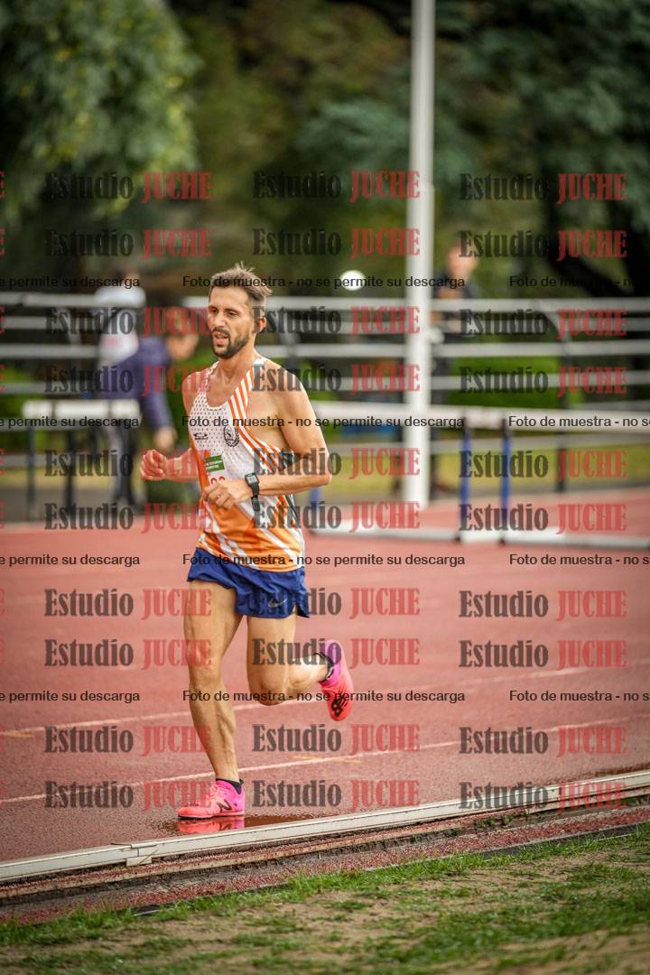 Fotos de los 5000 m de varones - serie 2
