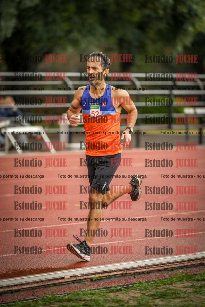 Fotos de los 5000 m de varones - serie 2