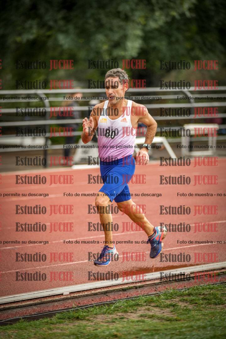 Fotos de los 5000 m de varones - serie 2