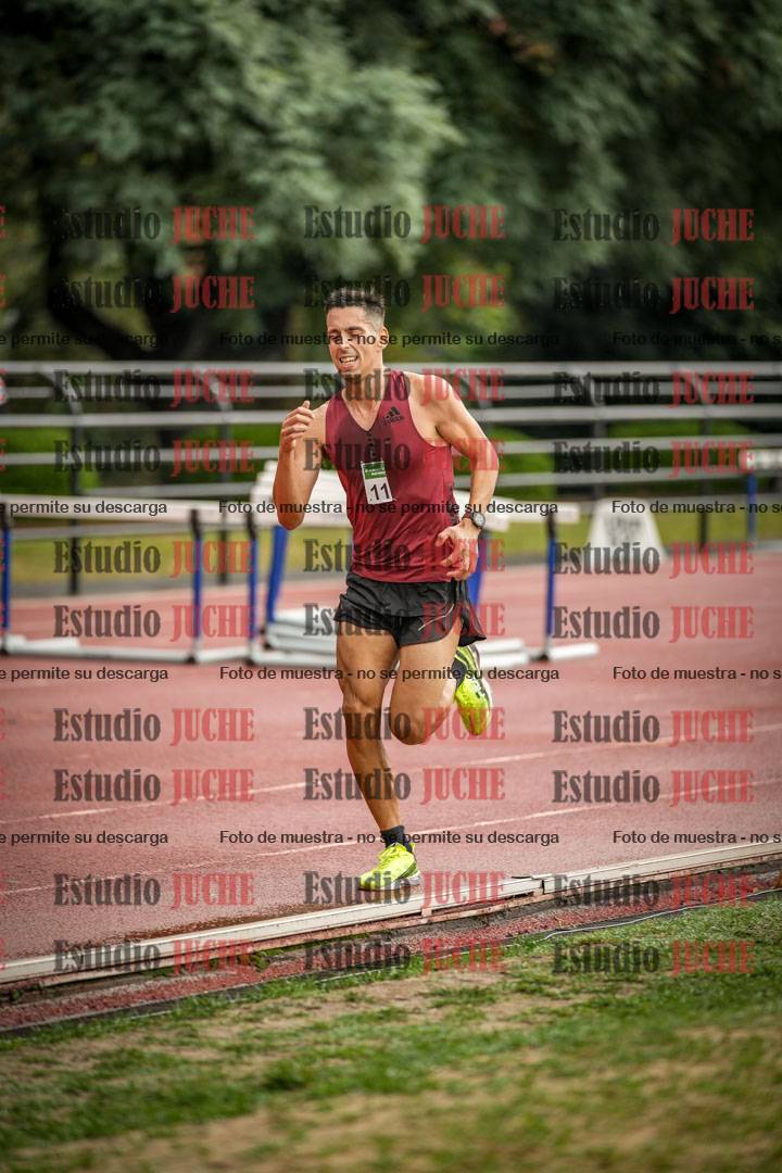 Fotos de los 5000 m de varones - serie 2